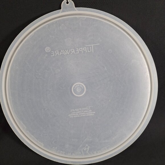 Set of Vintage #516-1 Tupperware Lid and #230-4 Strainer Insert Colander 9in Lid - Picture 11 of 11